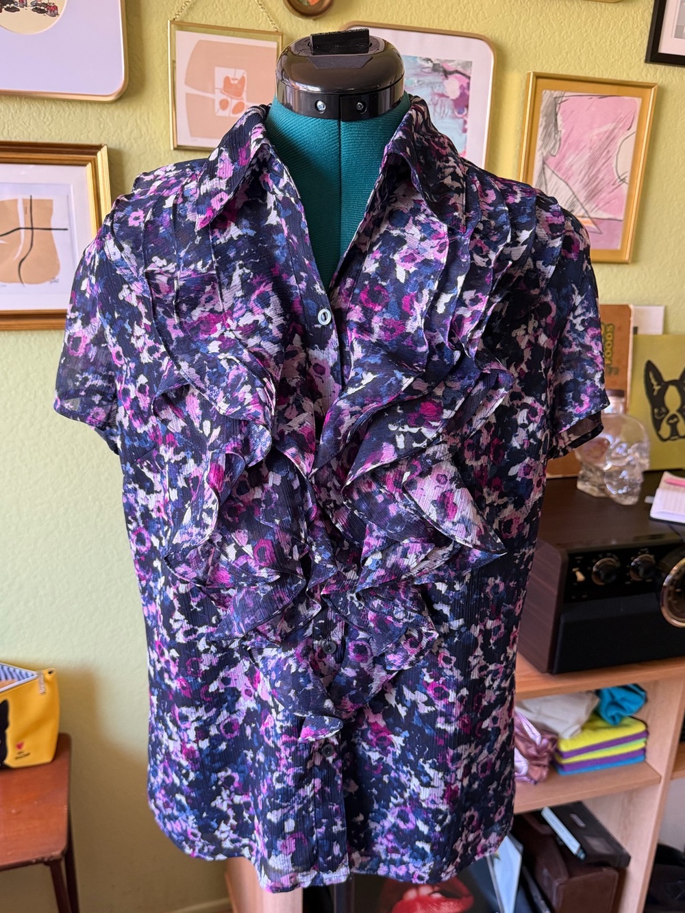 Jones New York Collection Floral Ruffle Front Blouse Size 8